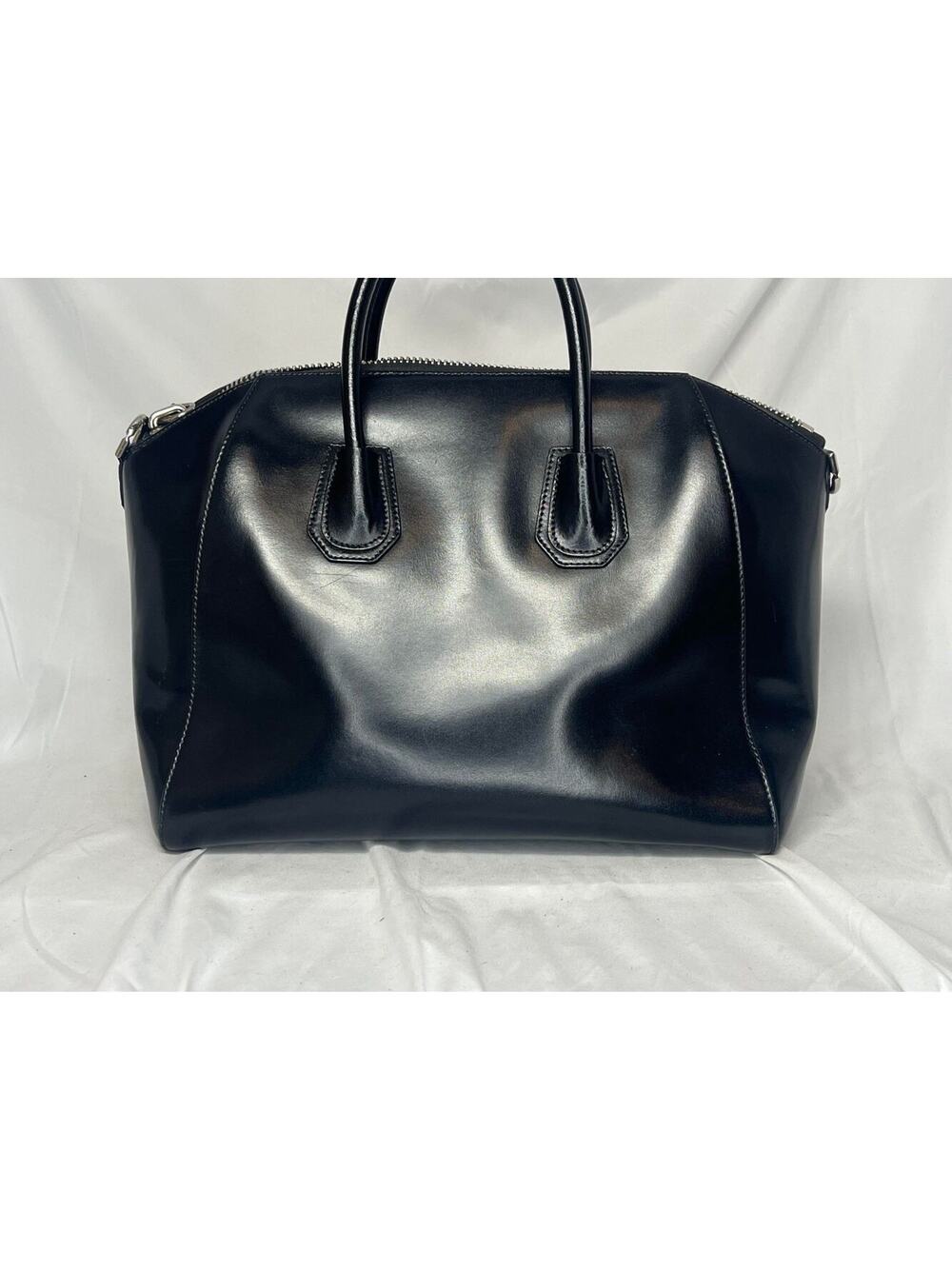 Givenchy Antigona Medium Bag Tote (321810)